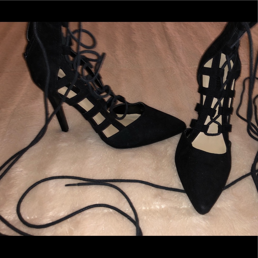 Tie up calf heels